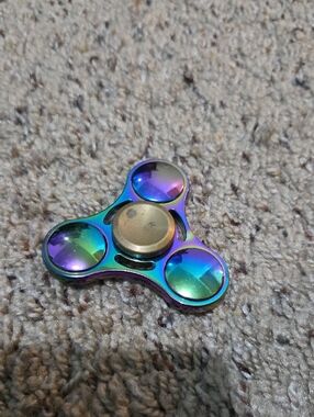 Iridescent Rainbow Metal Fidget Spinner - Kids Toy